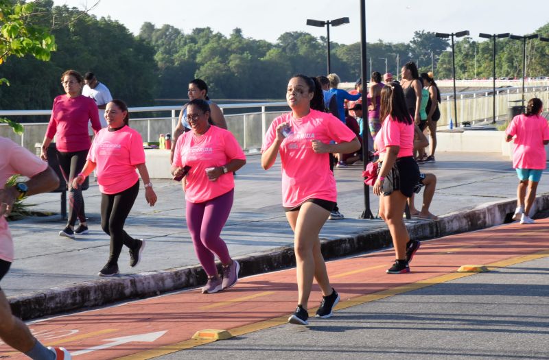 ll Corrida das Mulheres com usuários dos CRAS na Orla de Ananindeua