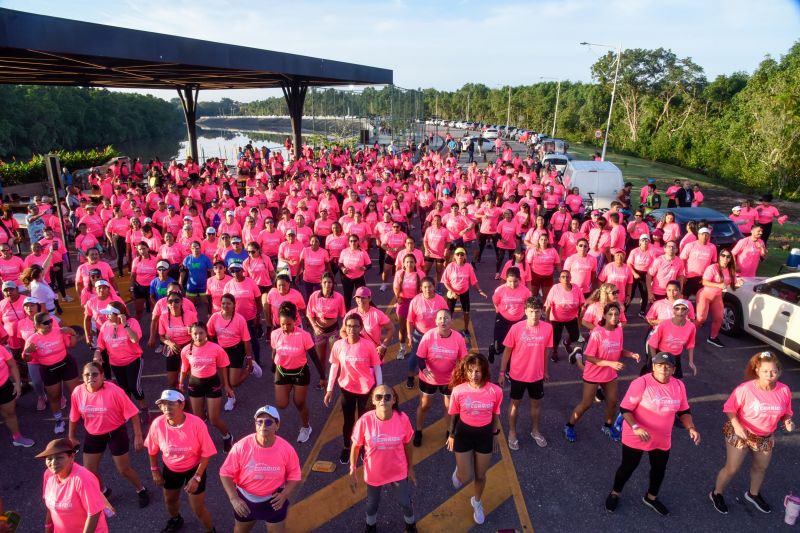 ll Corrida das Mulheres com usuários dos CRAS na Orla de Ananindeua