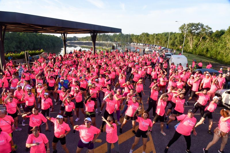 ll Corrida das Mulheres com usuários dos CRAS na Orla de Ananindeua