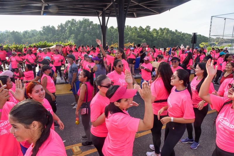 ll Corrida das Mulheres com usuários dos CRAS na Orla de Ananindeua