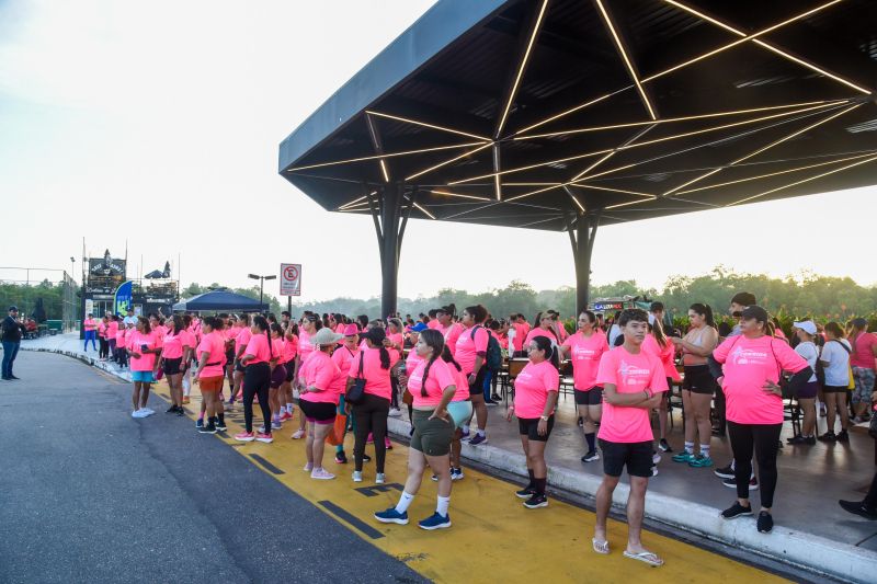 ll Corrida das Mulheres com usuários dos CRAS na Orla de Ananindeua