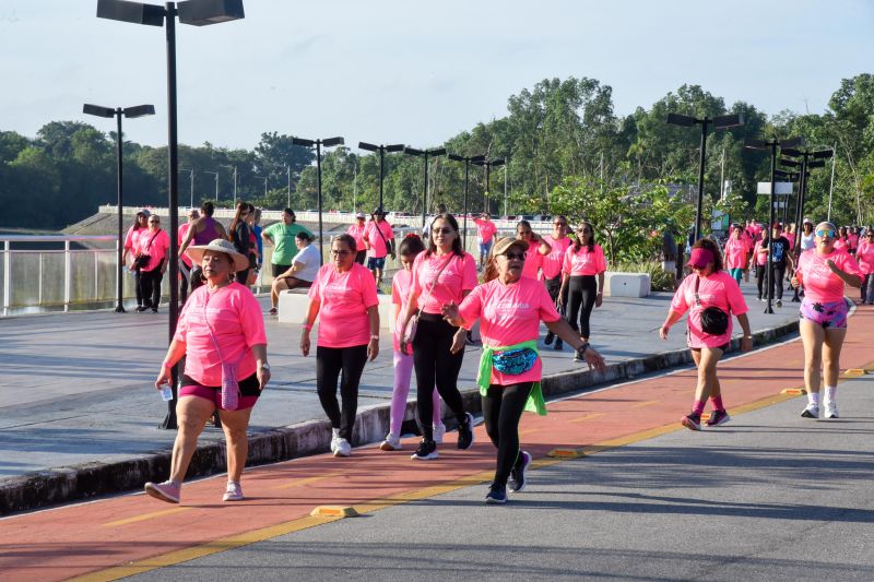 ll Corrida das Mulheres com usuários dos CRAS na Orla de Ananindeua