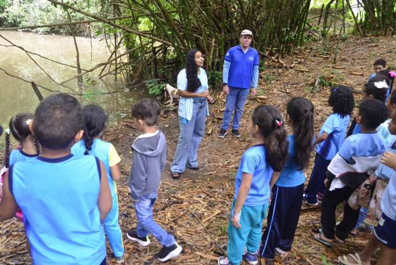 Projeto Águas de Março na Eco-escola municipal Ana Maria da Silva Souza no Icuí Guajará