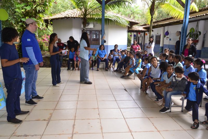 Projeto Águas de Março na Eco-escola municipal Ana Maria da Silva Souza no Icuí Guajará