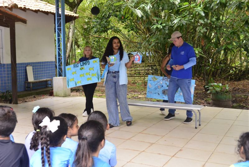 Projeto Águas de Março na Eco-escola municipal Ana Maria da Silva Souza no Icuí Guajará