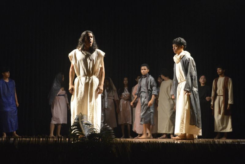 Sábado Cultural com cortejo Paixão de Cristo e Espetáculo Paixão de Cristo no Teatro Municipal