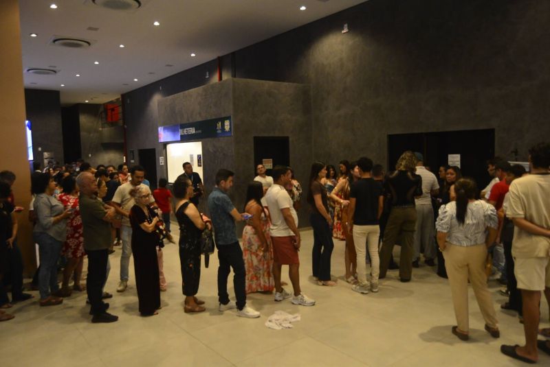 Sábado Cultural com cortejo Paixão de Cristo e Espetáculo Paixão de Cristo no Teatro Municipal