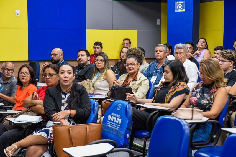 1º Encontro de Alinhamento de Pessoas no Auditório da Estácio