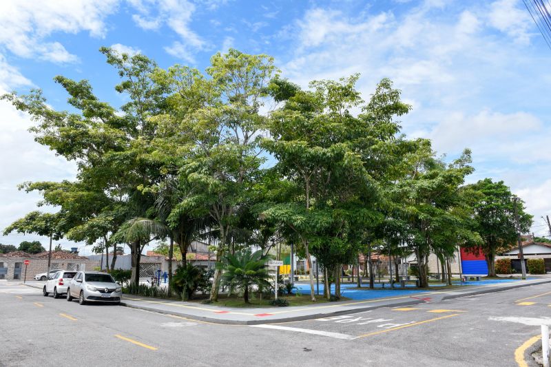 Praça Eliana Aranha no conj Geraldo Palmeira bairro Distrito Industrial