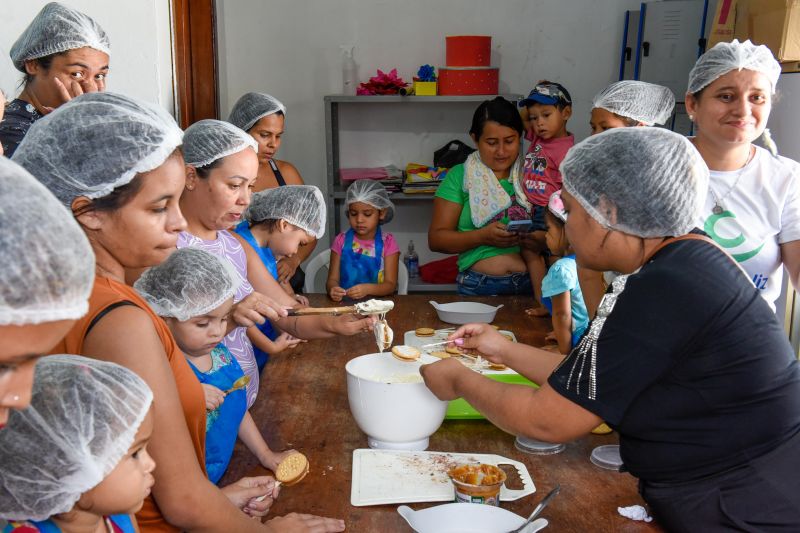 Oficina de chocolate no CRAS Uirapuru no Icuí