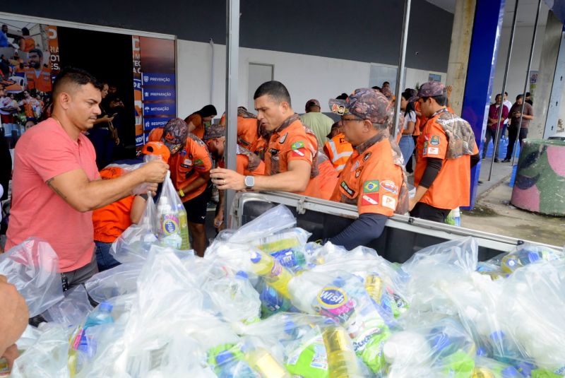 Entrega de apoio Alimentar nas áreas atingidas pelas chuvas