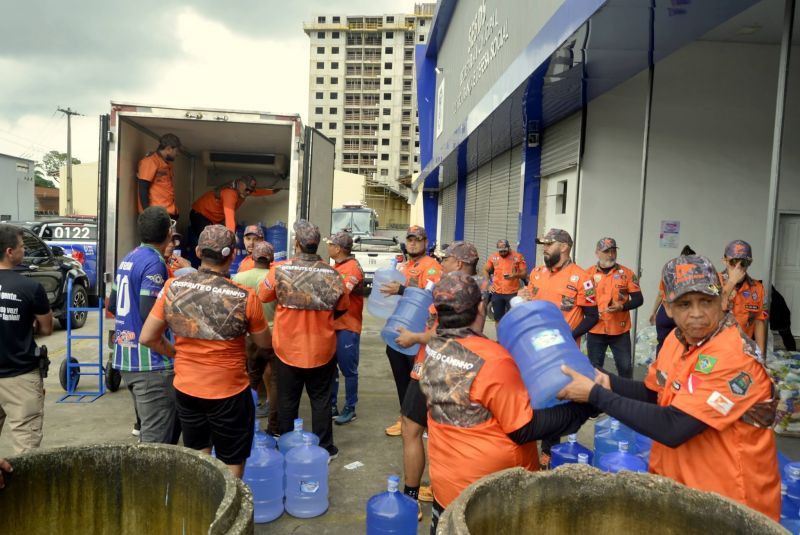 Entrega de apoio Alimentar nas áreas atingidas pelas chuvas