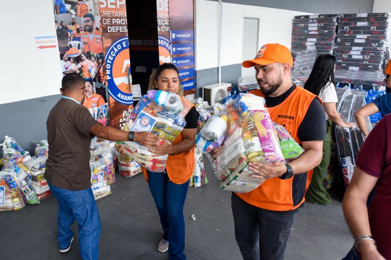Apoio as famílias atingidas pelas chuvas