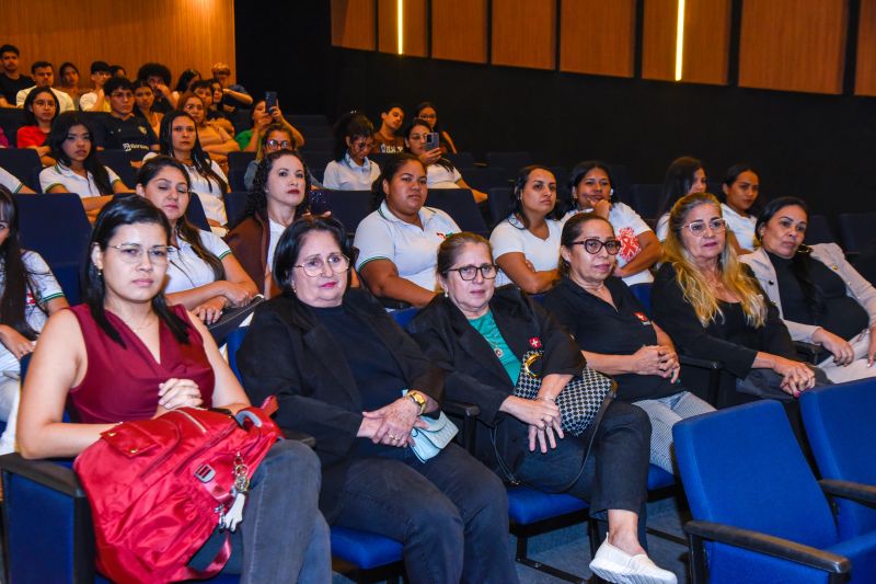 Cine clube APUI no Teatro de Ananindeua