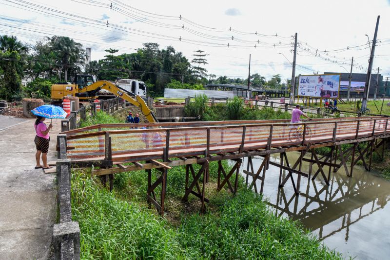 Início da obra da ponte do canal do Maguariaçu