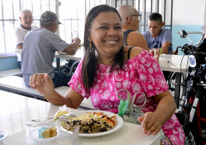 1 Ano da reabertura do Restaurante Popular