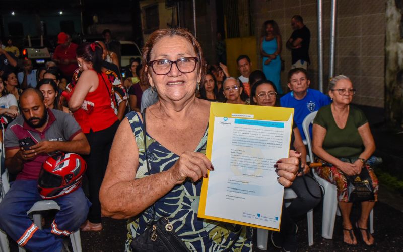 Entrega de Título de Propriedade na comunidade da Cacimba na Cidade Nova V