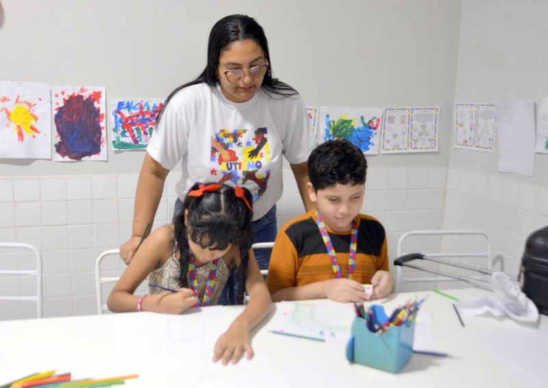 Abril Azul sobre autismo no CERTEA