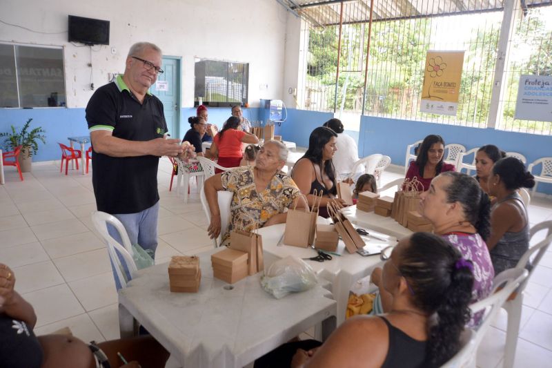 Curso de Embalagem no CRAS Santana