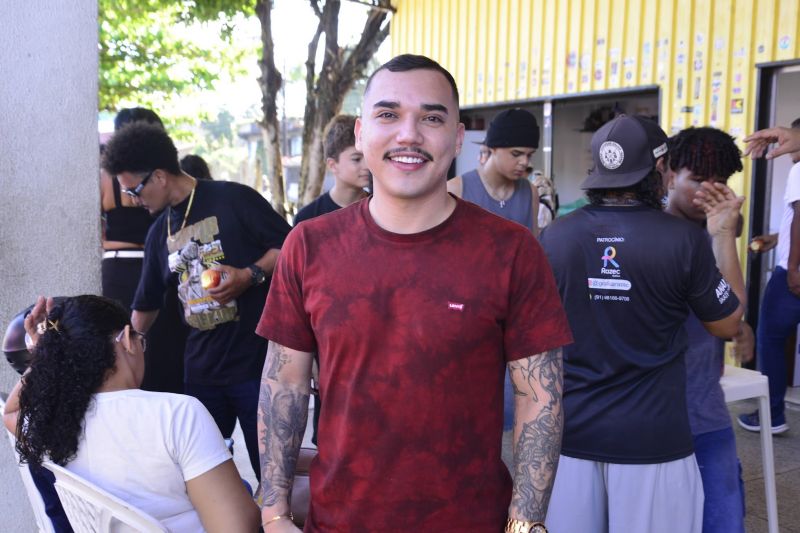 Oficina de Skate no espaço radical