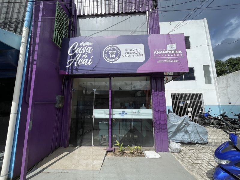 Entrega de tanque de branqueamento na Casa do Açaí