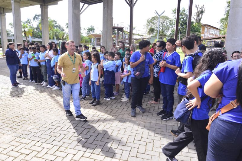 Visita guiada no Parque Cultural Vila Maguary