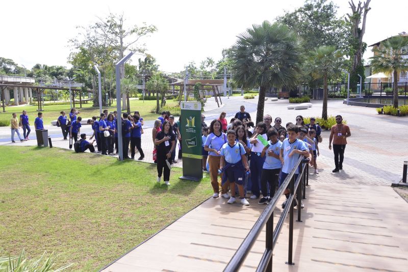 Visita guiada no Parque Cultural Vila Maguary