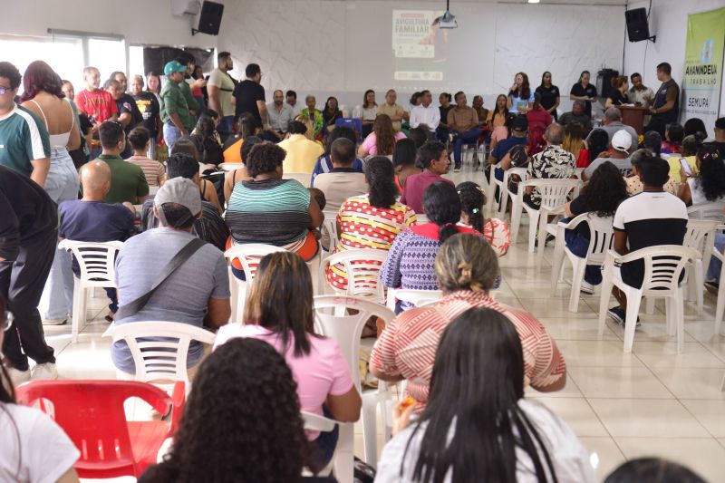 1° Seminário de Avicultura Familiar de Ananindeua na escola João Paulo Il