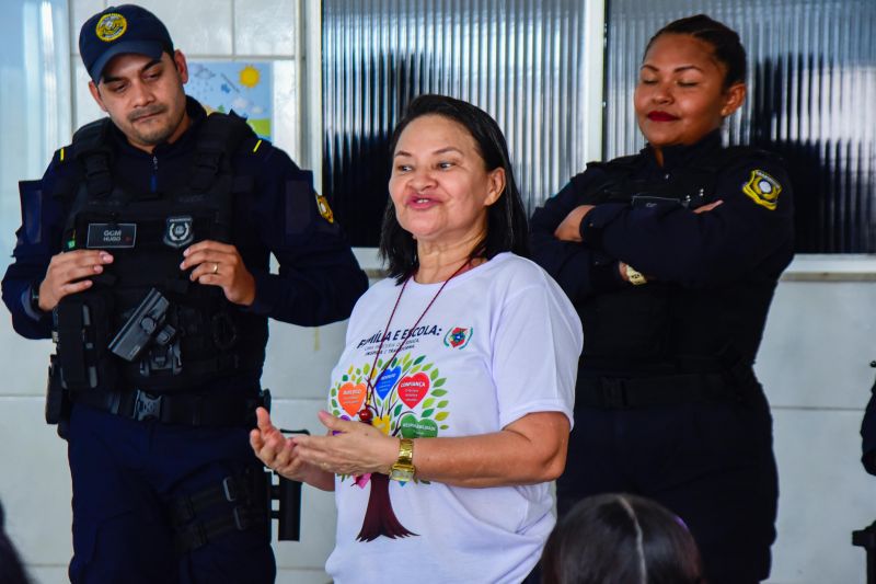 Palestra Maio Laranja na EMEF Neo no PAAR