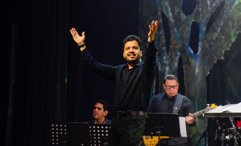 Especial de aniversário do parque com açaí Big Band no teatro Municipal de Ananindeua
