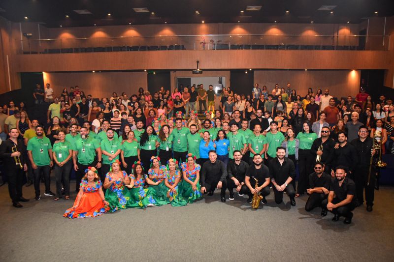 Especial de aniversário do parque com açaí Big Band no teatro Municipal de Ananindeua