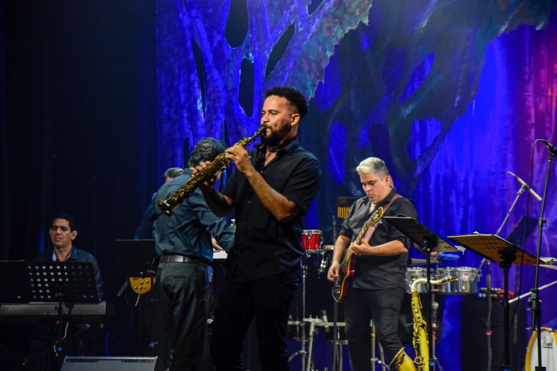 Especial de aniversário do parque com açaí Big Band no teatro Municipal de Ananindeua