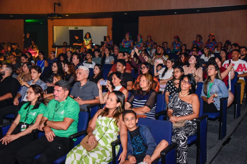 Especial de aniversário do parque com açaí Big Band no teatro Municipal de Ananindeua