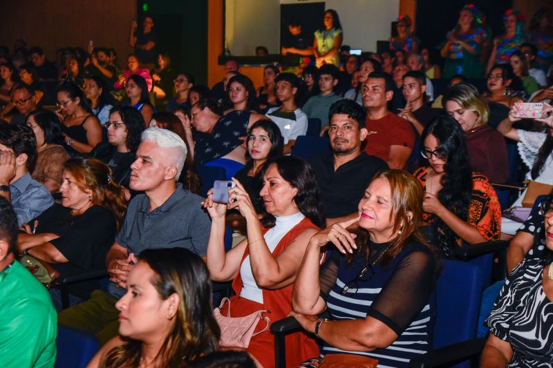 Especial de aniversário do parque com açaí Big Band no teatro Municipal de Ananindeua