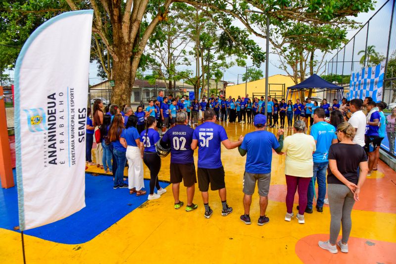 Entrega de material esportivos no Park Zona Sul
