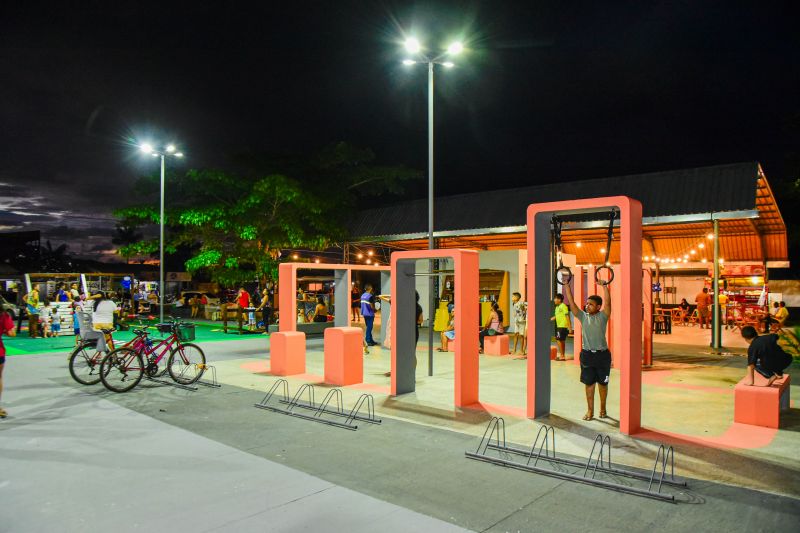 Inauguração da praça do conjunto Uirapuru no Icuí
