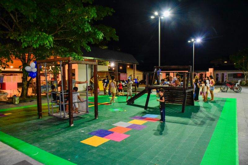 Inauguração da praça do conjunto Uirapuru no Icuí