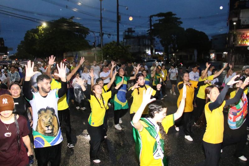 Marcha para Jesus da praça da Bíblia até Arterial 18