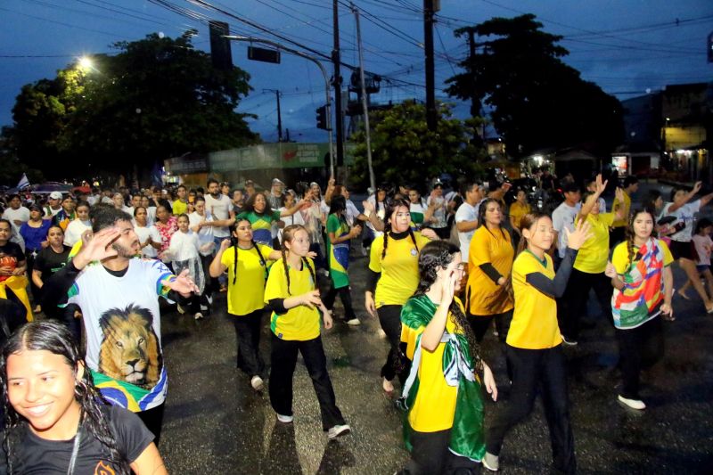 Marcha para Jesus da praça da Bíblia até Arterial 18