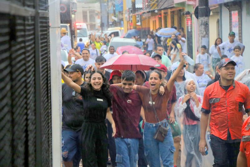 Marcha para Jesus da praça da Bíblia até Arterial 18