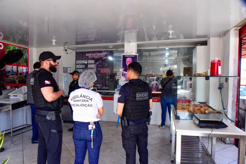Ação MM nos pontos de açaí em Ananindeua