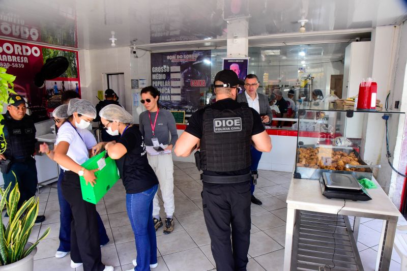 Ação MM nos pontos de açaí em Ananindeua