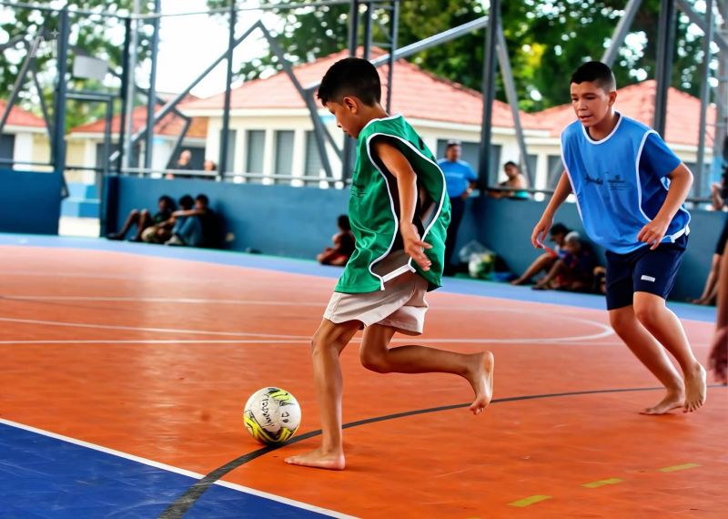Projeto bom de bola bom de escola em Águas Lindas
