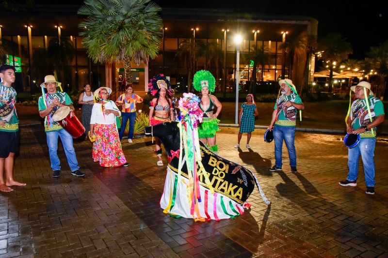 Circuito Cultural Junino com Boi do Kutaka