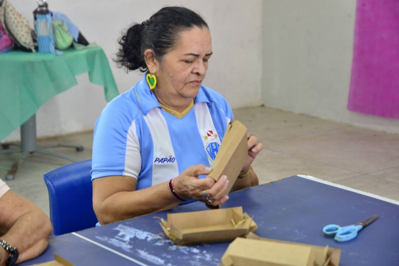 Oficina e embalagem no CRAS da Cidade Nova 6