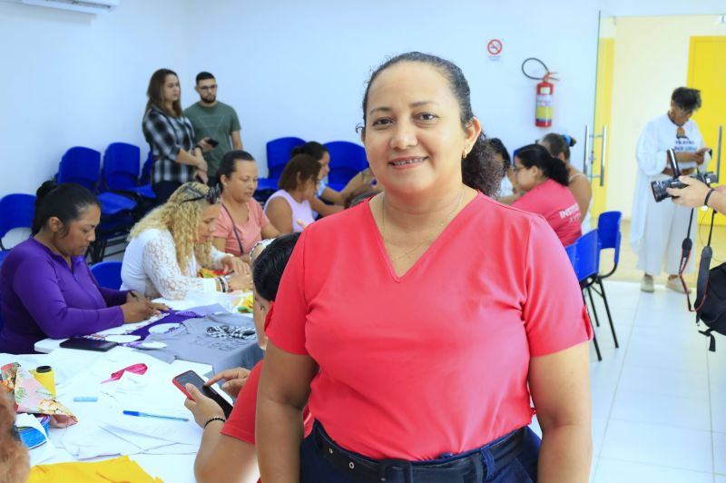 Curso de customização de roupa junina