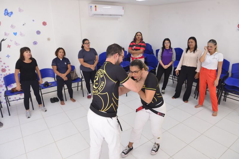 Curso de auto defesa para as mulheres assistidas na Casa da Mulher Brasileira