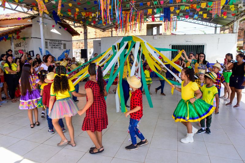 Festa junina na escola EMEF Raimunda Pinto no bairro 40 Horas