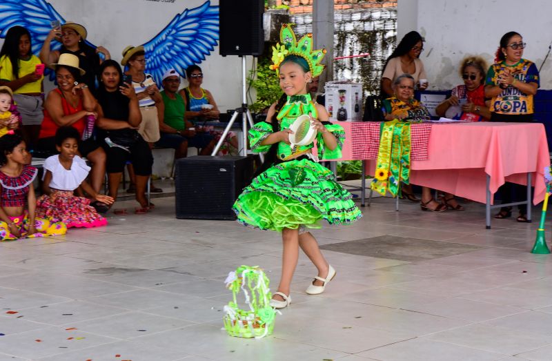 Festa junina na escola EMEF Raimunda Pinto no bairro 40 Horas