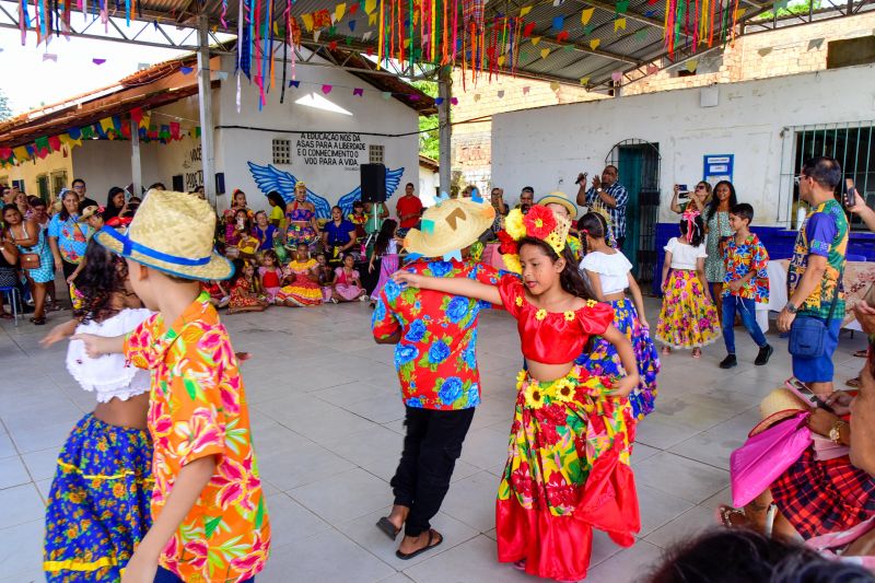 Festa junina na escola EMEF Raimunda Pinto no bairro 40 Horas